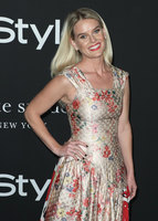 Alice Eve magic mug #G2395431