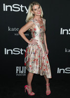 Alice Eve t-shirt #3778186