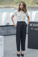 Alicia Vikander Longsleeve T-shirt #2769255