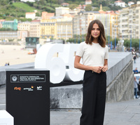 Alicia Vikander Sweatshirt #2769262