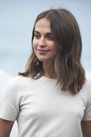 Alicia Vikander Sweatshirt #2769269