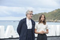 Alicia Vikander Sweatshirt #2769282