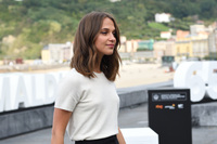 Alicia Vikander Longsleeve T-shirt #2815183