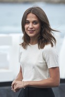 Alicia Vikander Longsleeve T-shirt #2815333