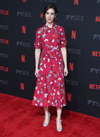 Alison Brie longsleeve t-shirt #3276381