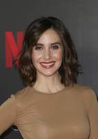 Alison Brie mug #G1545201