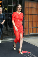 Alison Brie longsleeve t-shirt #3323738