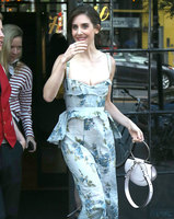 Alison Brie mug #G1565864