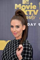 Alison Brie longsleeve t-shirt #3323782