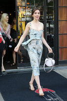 Alison Brie Sweatshirt #3323794