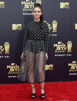 Alison Brie mug #G1565912