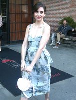 Alison Brie mug #G1565917