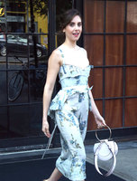 Alison Brie mug #G1565923