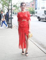 Alison Brie mug #G1565931