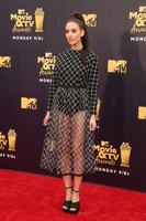 Alison Brie longsleeve t-shirt #3323864