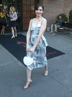 Alison Brie mug #G1566006