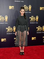 Alison Brie longsleeve t-shirt #3323920