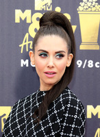 Alison Brie longsleeve t-shirt #3323925