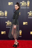 Alison Brie mug #G1566061