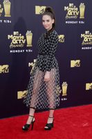 Alison Brie mug #G1605846