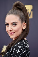 Alison Brie tote bag #G1605884