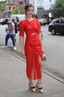 Alison Brie mug #G1605904