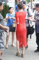 Alison Brie tote bag #G1605915