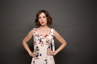 Alison Brie longsleeve t-shirt #3666898