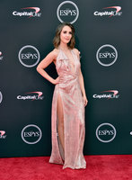 Alison Brie Sweatshirt #3721181