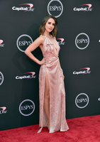 Alison Brie longsleeve t-shirt #3721226