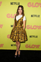 Alison Brie mug #G2399506