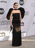 Alison Brie mug #G2399564