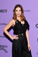 Alison Brie longsleeve t-shirt #3943209