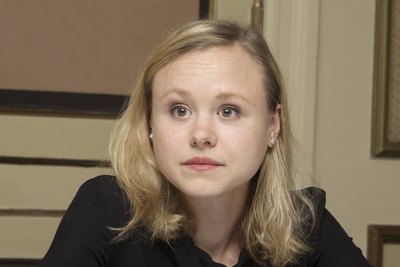 Alison Pill Mouse Pad 2290914