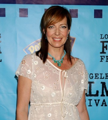 Allison Janney Poster 1277838