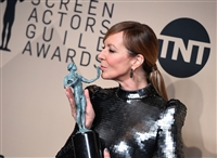 Allison Janney mug #G1280363