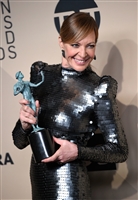 Allison Janney longsleeve t-shirt #3038319