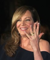 Allison Janney Sweatshirt #3080285