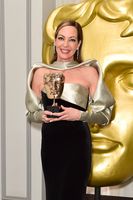 Allison Janney longsleeve t-shirt #3080315