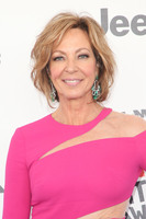 Allison Janney Sweatshirt #3155649