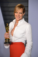 Allison Janney longsleeve t-shirt #3155757