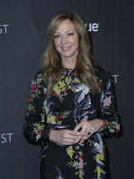 Allison Janney longsleeve t-shirt #3206055