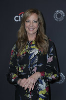 Allison Janney t-shirt #3206107