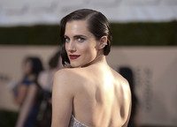 Allison Williams Longsleeve T-shirt #3204678