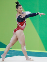 Aly Raisman mug #G947650