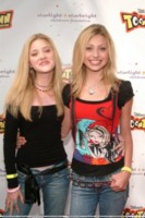 Alyson Michalka Sweatshirt #1277865