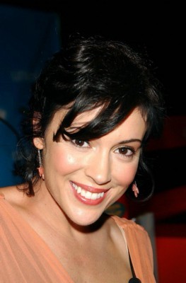 Alyssa Milano puzzle 1309602