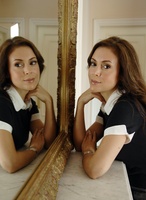 Alyssa Milano Longsleeve T-shirt #2071645
