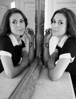 Alyssa Milano Tank Top #2071695