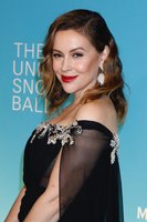 Alyssa Milano tote bag #G2333917